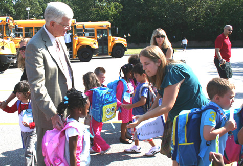 Photos: Longwood students head back before Labor Day