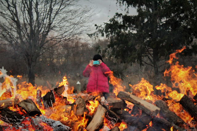 The Riverhead Business Improvement District's Holiday Bonfire Saturday evening. (Credit: Elizabeth Wagner)