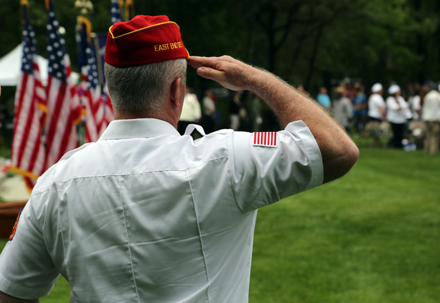A salute. (Credit: Grant Parpan)