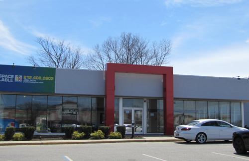 A Chipotle restaurant is planned for the former tk. (Credit: Tim Gannon)