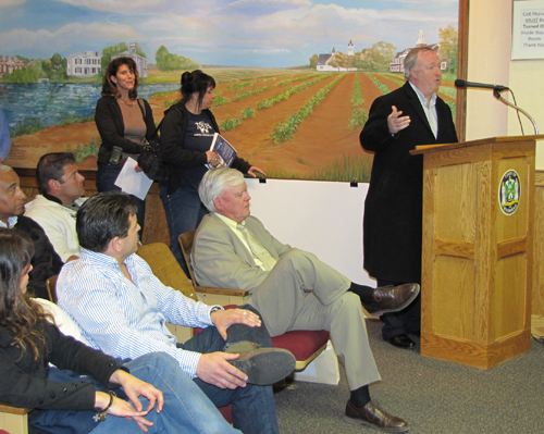 Riverhead resident Doug Wald speaks before the ZBA meeting Thursday night supporting an application for Farm Country Kitchen. (Credit: Tim Gannon)