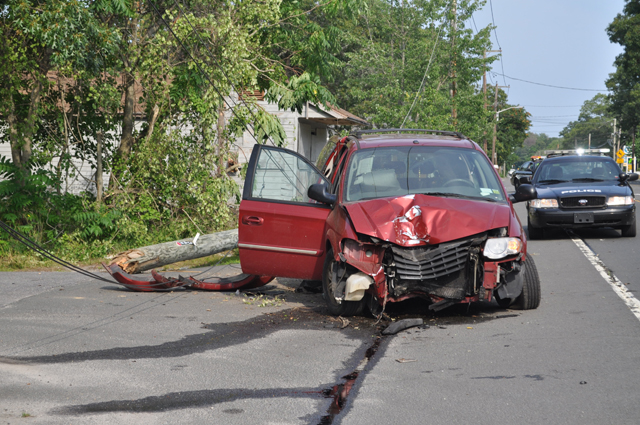 The front driver's side tire gave out before Sunday's van crash in Riverside. (Credit: Grant Parpan)