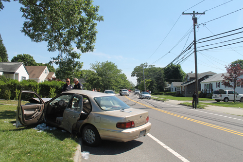 Driver hits telephone pole, crash closes Northville Turnpike
