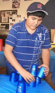 R040810_Stacking_BE_R.jpg