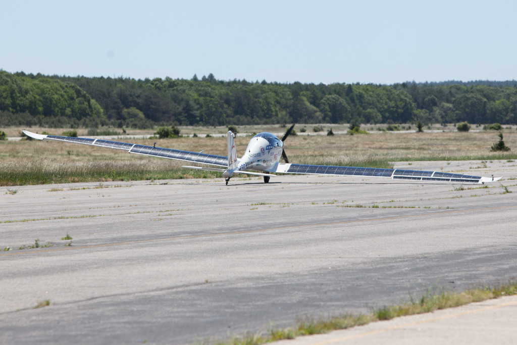 Takeoff. (Credit: Katharine Schroeder)