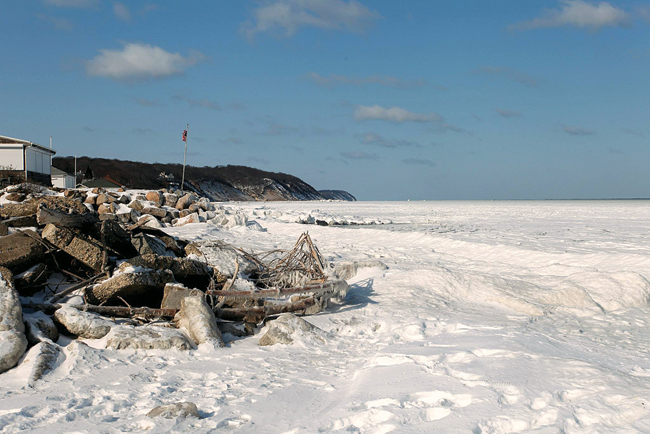 The Baiting Hollow shoreline was covered in ice this past week. The icing represents the worst freeze of Long Island Sound in decades, according to experts and historical accounts. (Credit: Jerry McGrath)