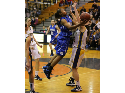 Riverhead basketball player Shanice Allen 122912