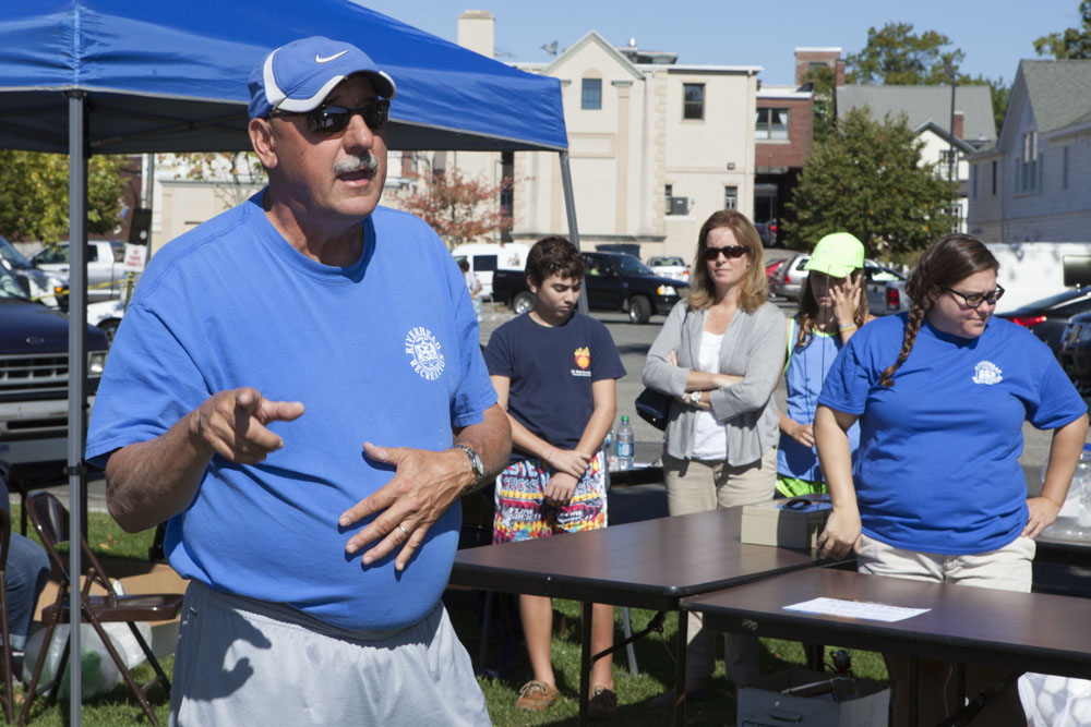 Organizer Jim Janecek begins the tournament.
