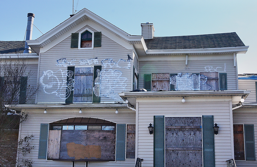 The former Courthouse Restaurant building as it appeared in January 2012. (Credit: Barbaraellen Koch, file)