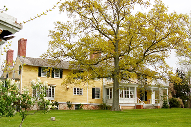 Ostby gifts Manor house and grounds
