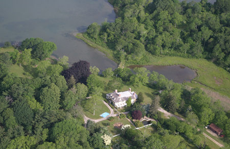 081811i_SylvesterManorHouse_PB