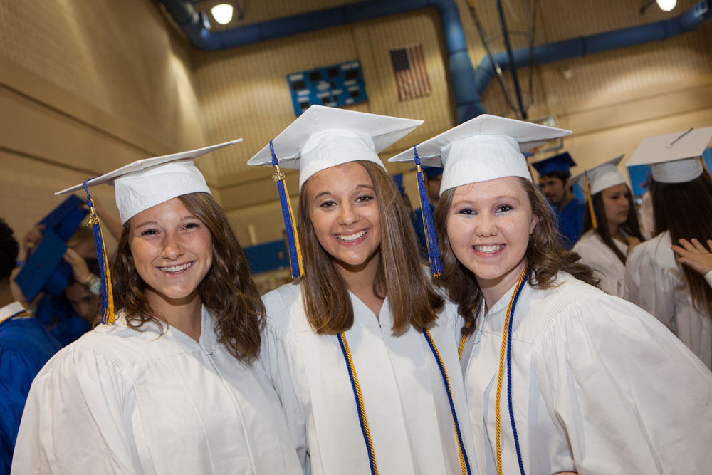 Emilie Reimer, Lisa Angell, and Courtney Benediktsson. (Credit: Katharine Schroeder)