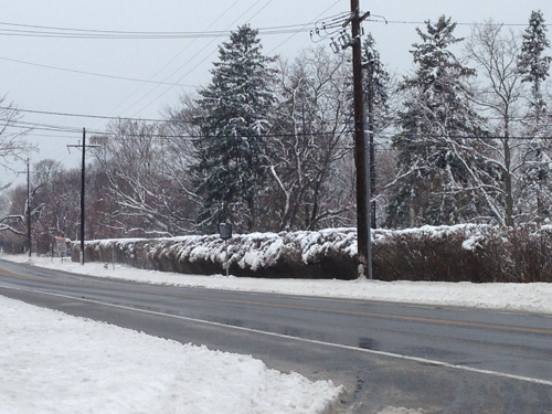 Cyndi Murray Photo | Route 48 in Southold at 10 a.m. Wednesday.