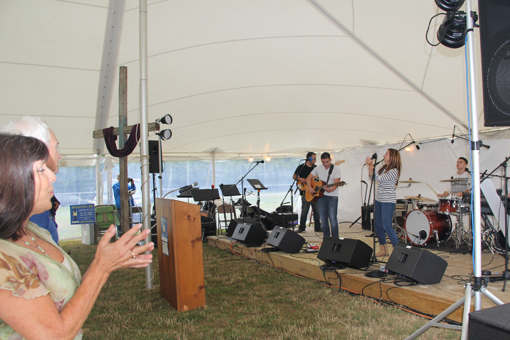 Crossing Jordan Worship Band of Heart of Worship Church in Lindenhurst performing Saturday afternoon. (Credit: Carrie Miller)