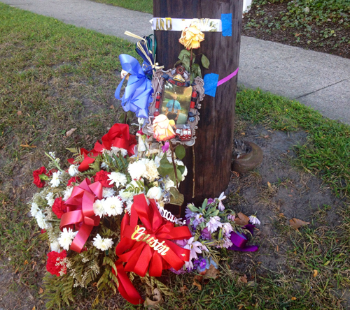 RACHEL YOUNG PHOTO | A makeshift memorial has been placed at the scene of the motorcycle crash in Mattituck that killed Farmingville man Michael Lourine Sept. 8.